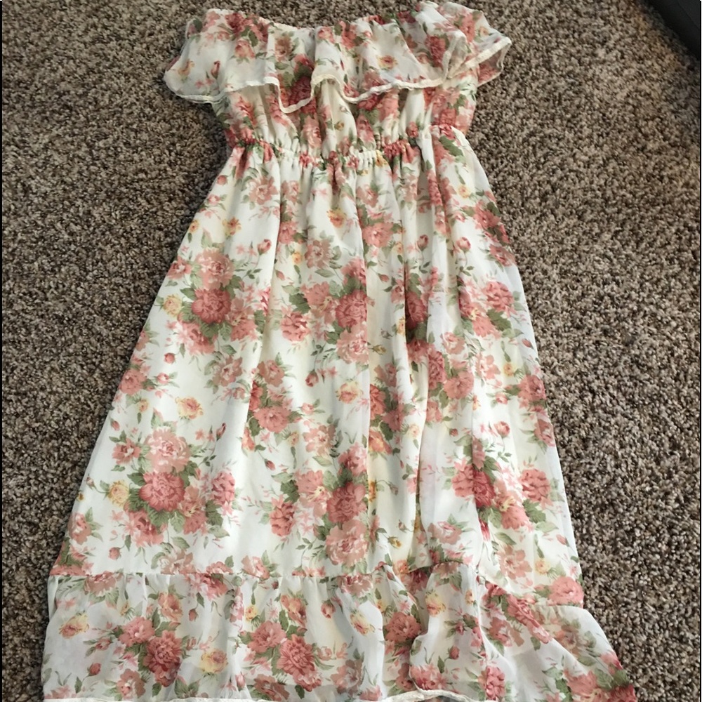 Lot/2 floral Summer dresses